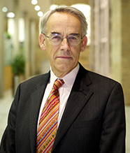 Christopher Hum Speaker