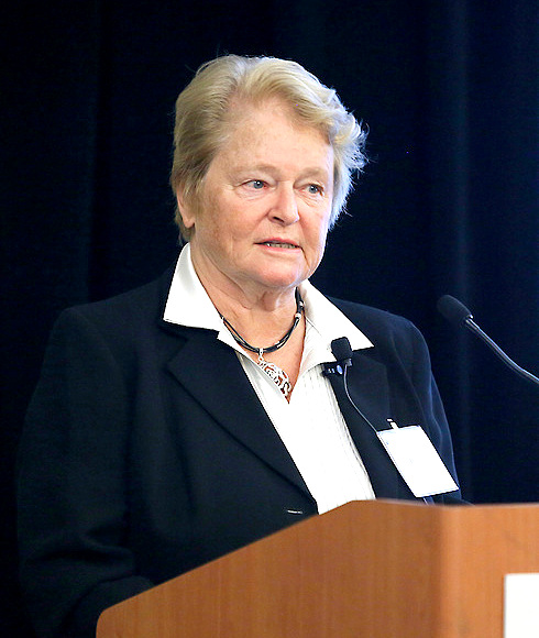 Gro Brundtland Speaker
