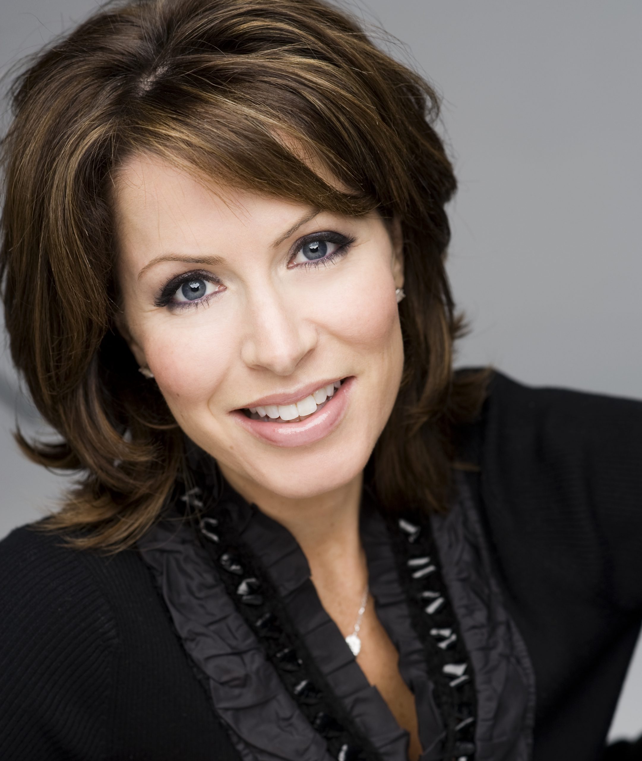 Natasha Kaplinsky Speaker
