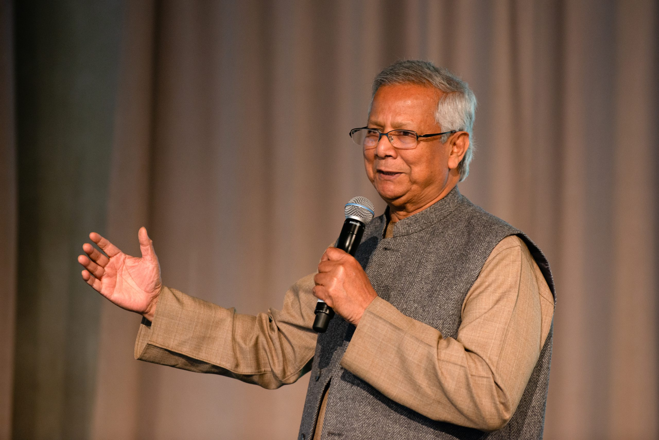 Muhammad Yunus Speaker