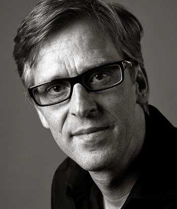 Fredrik Härén Speaker