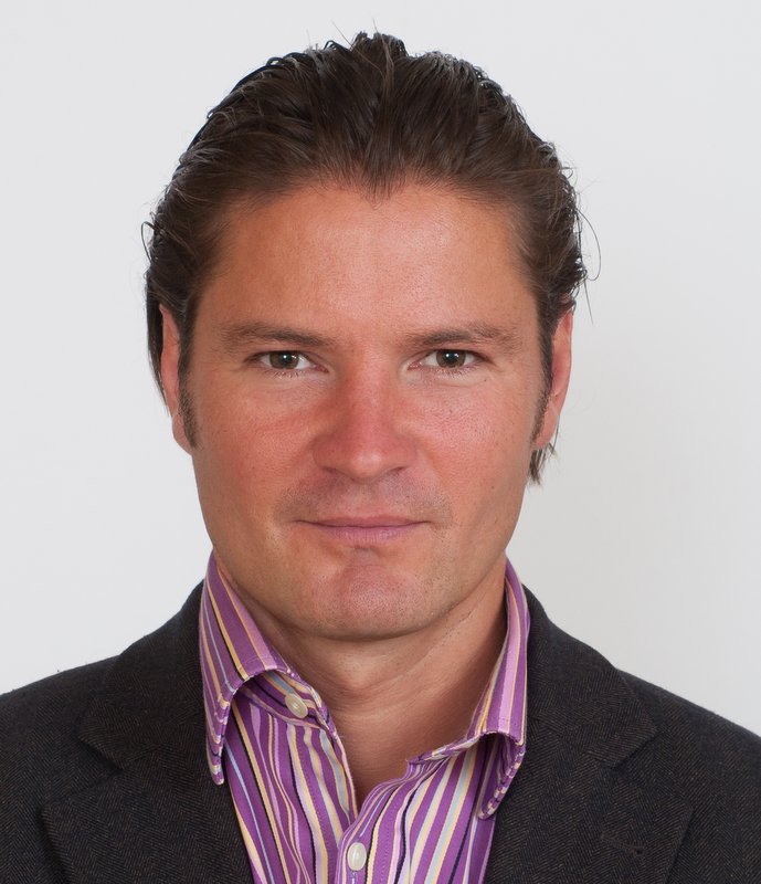 Giles Hutchins Speaker