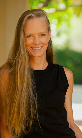Suzy Amis Cameron Speaker