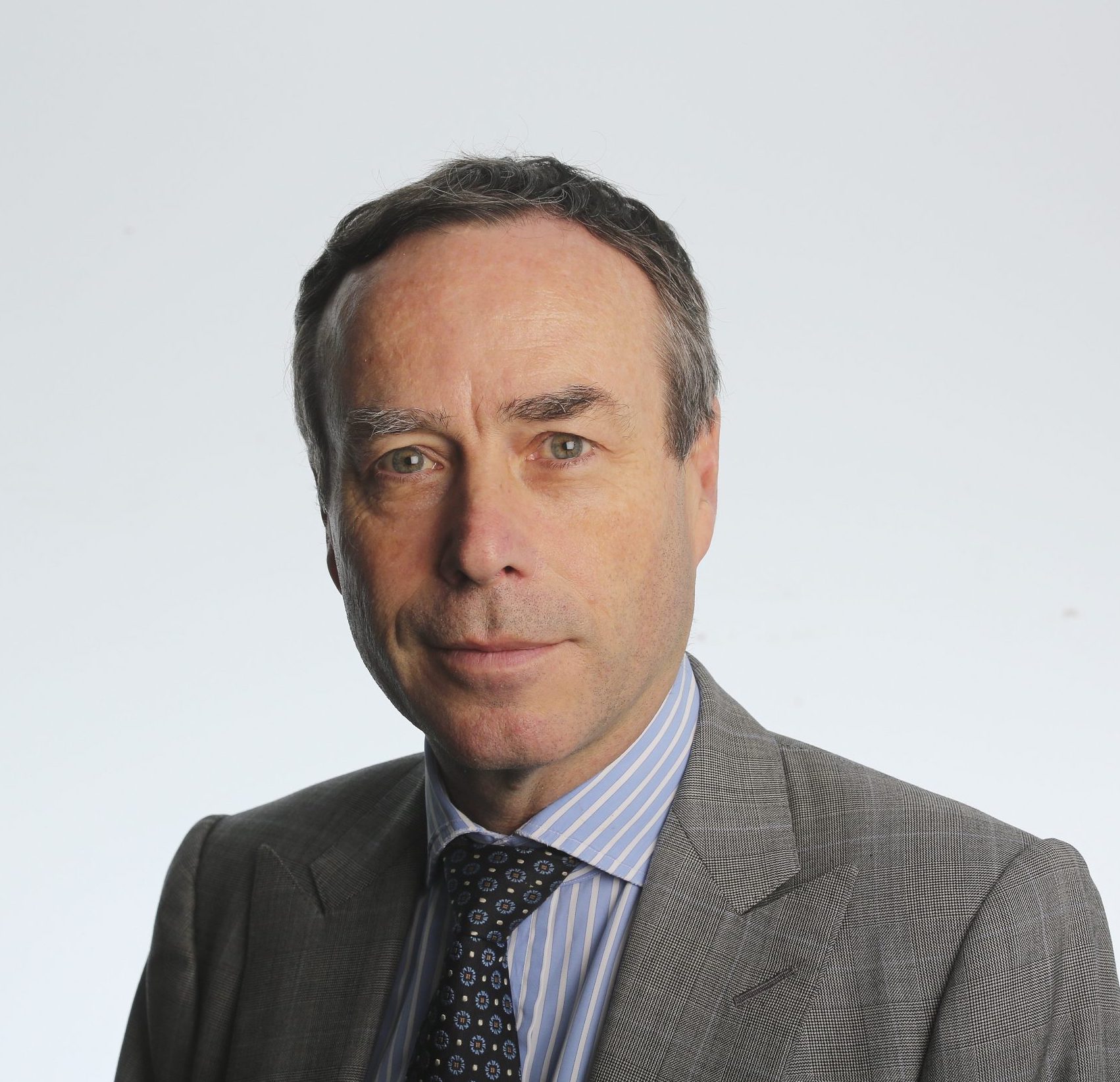 Lionel Barber headshot