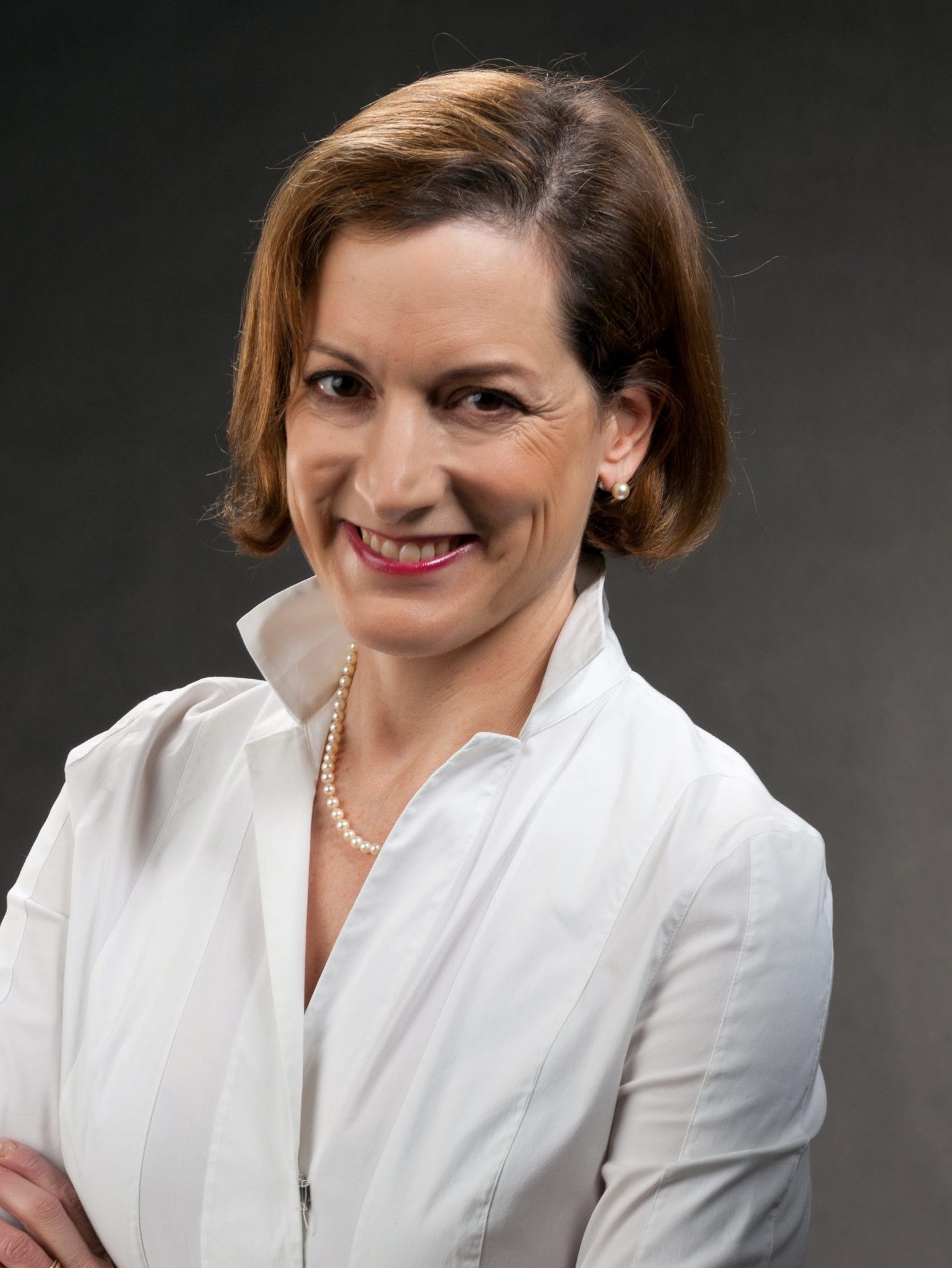 Anne Applebaum smiling