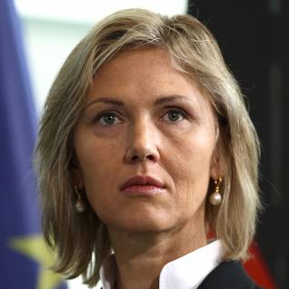 Beatrice Weder di Mauro Speaker